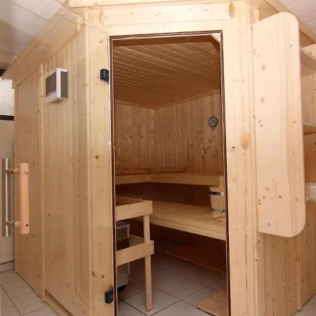 Monika In Im Bernstein *